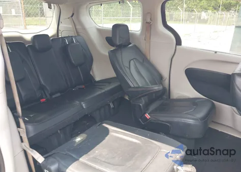 2017 Chrysler Pacifica Touring-L from USA, damaged, VIN 2C4RC1BG7HR591153